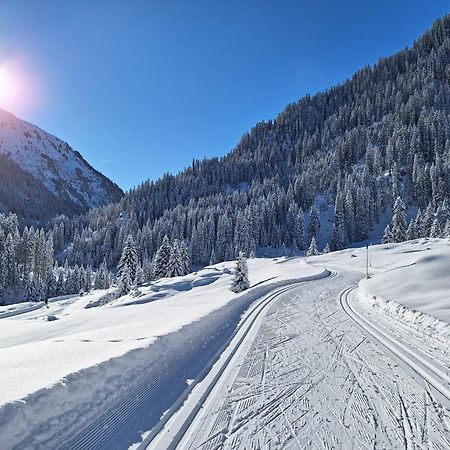 Apartpension Schollberg Sankt Anton am Arlberg Extérieur photo