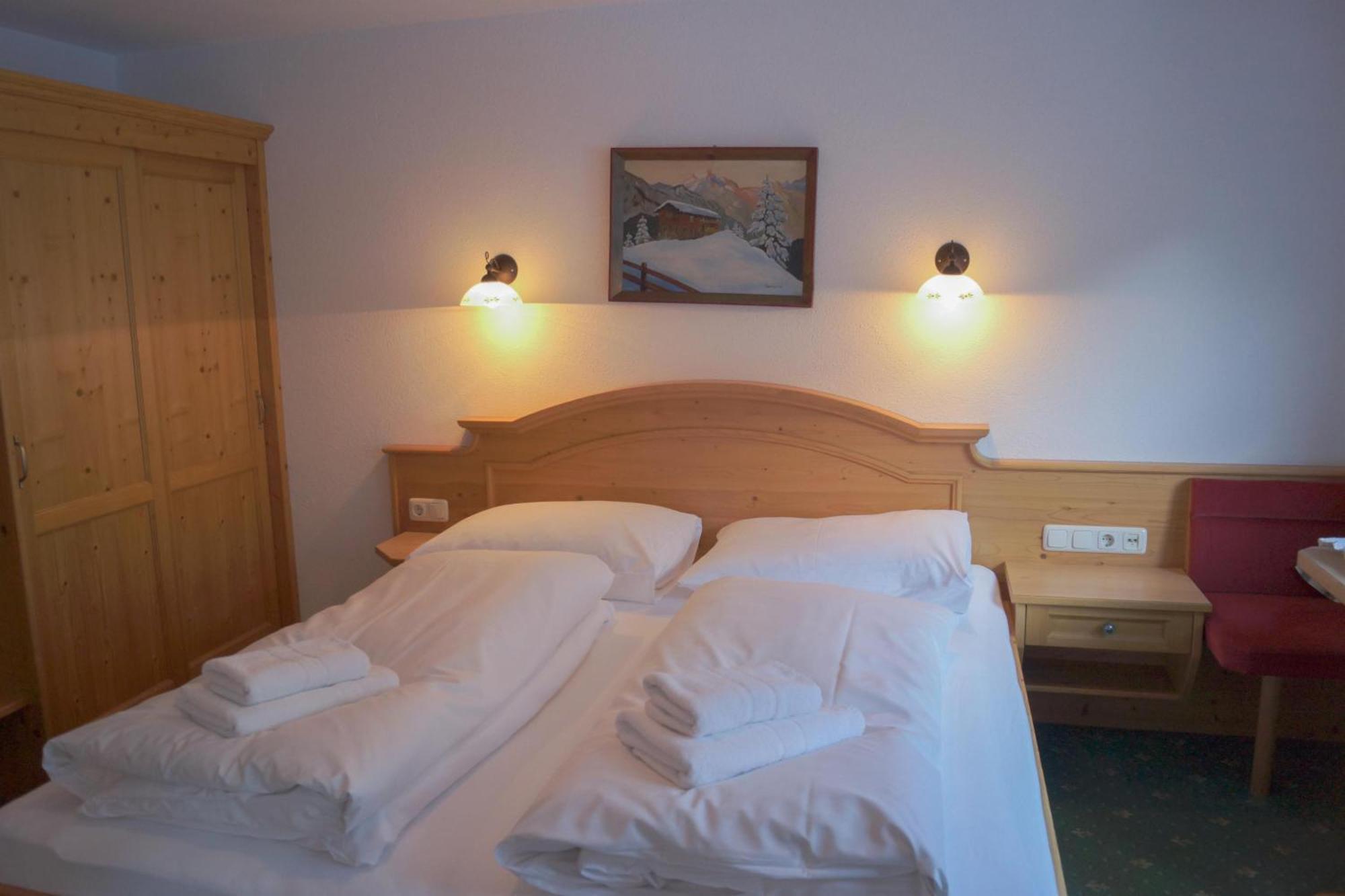 Apartpension Schollberg Sankt Anton am Arlberg Extérieur photo